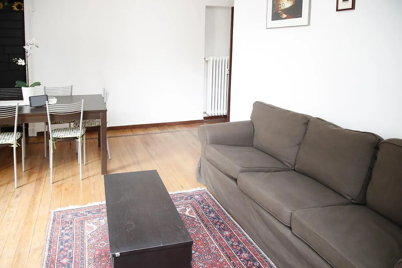 Apartment Macedonio Melloni 18 Cinque Giornate Hotel Milan