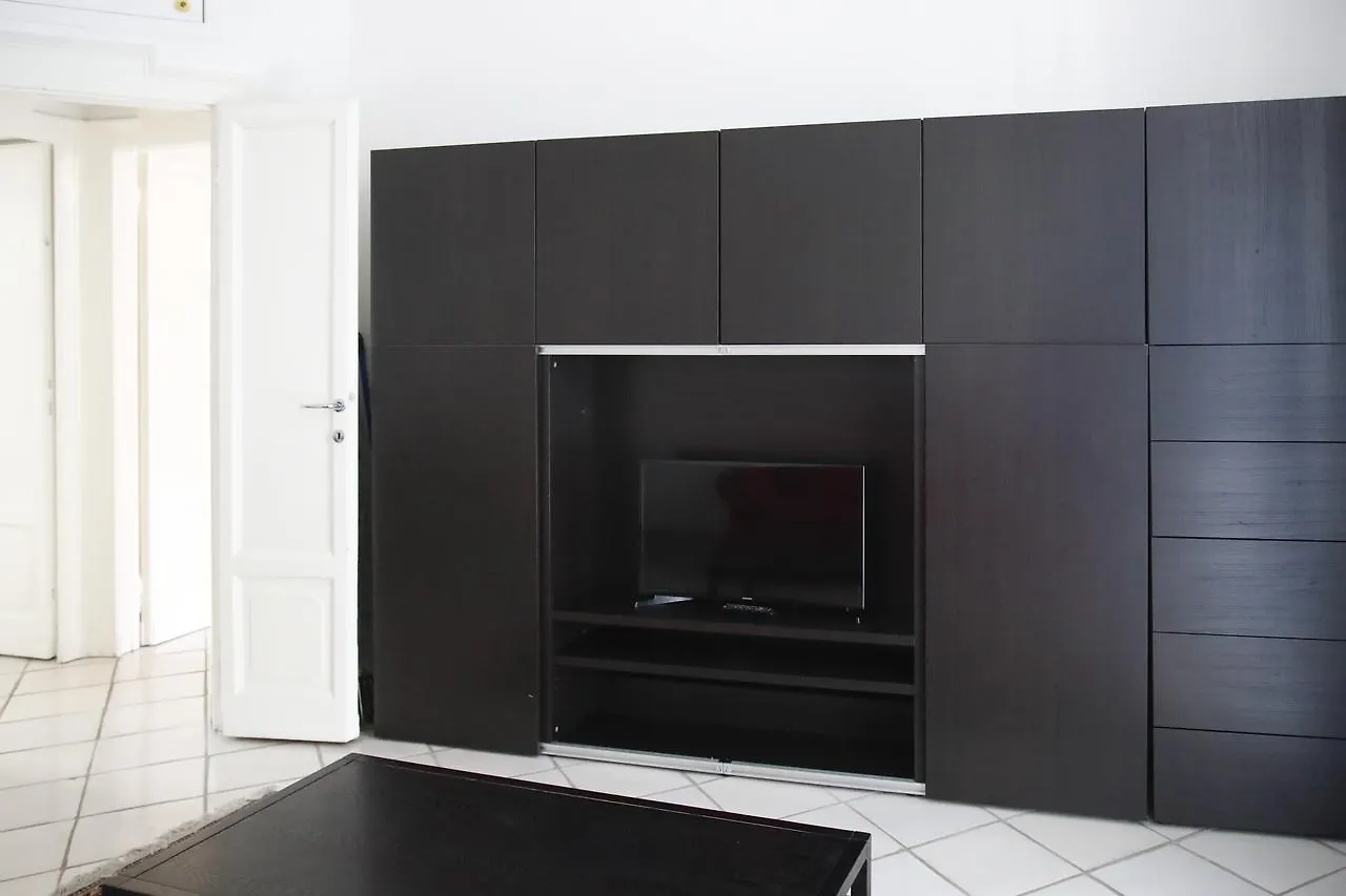 Macedonio Melloni 18 Cinque Giornate Hotel Milan Apartment