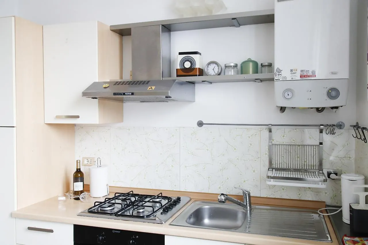 Apartment Macedonio Melloni 18 Cinque Giornate Hotel Milan