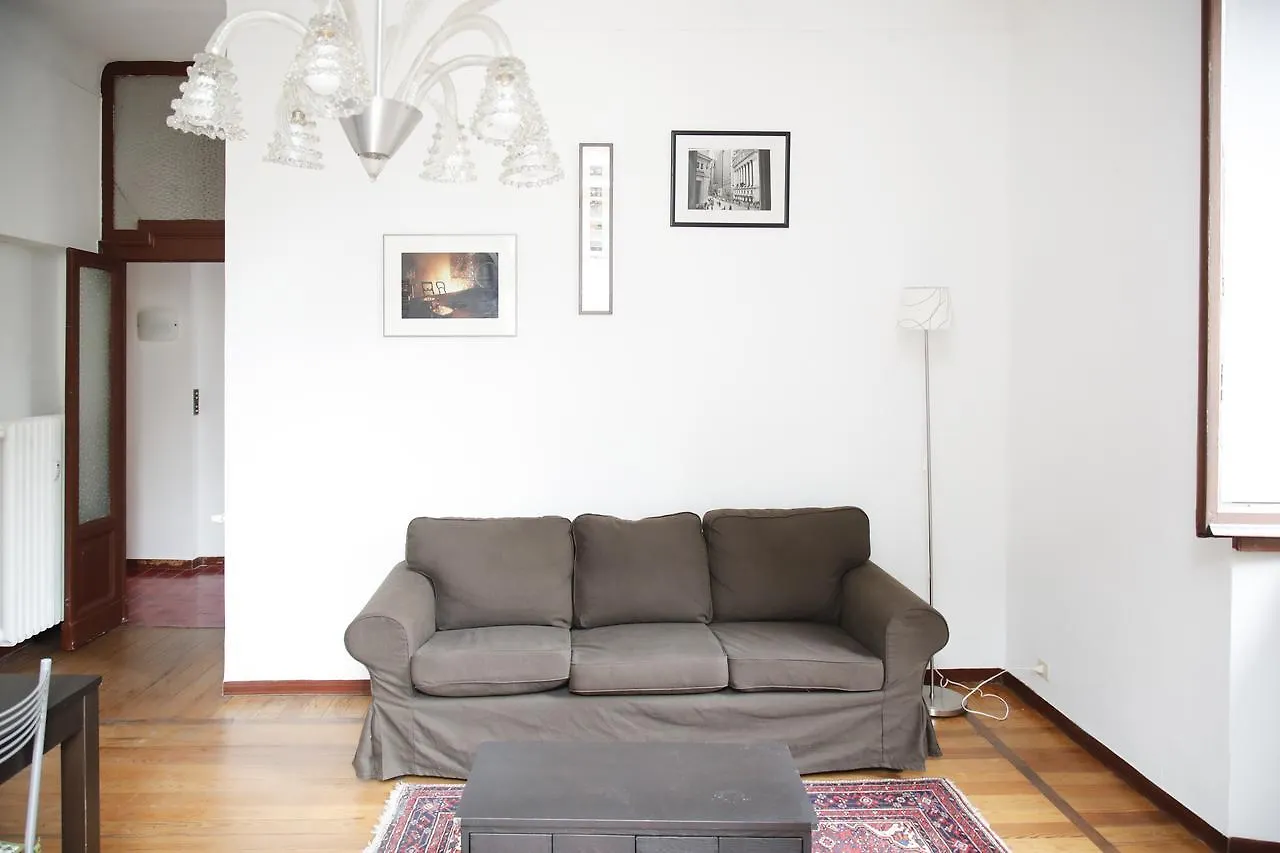 Apartment Macedonio Melloni 18 Cinque Giornate Hotel Milan